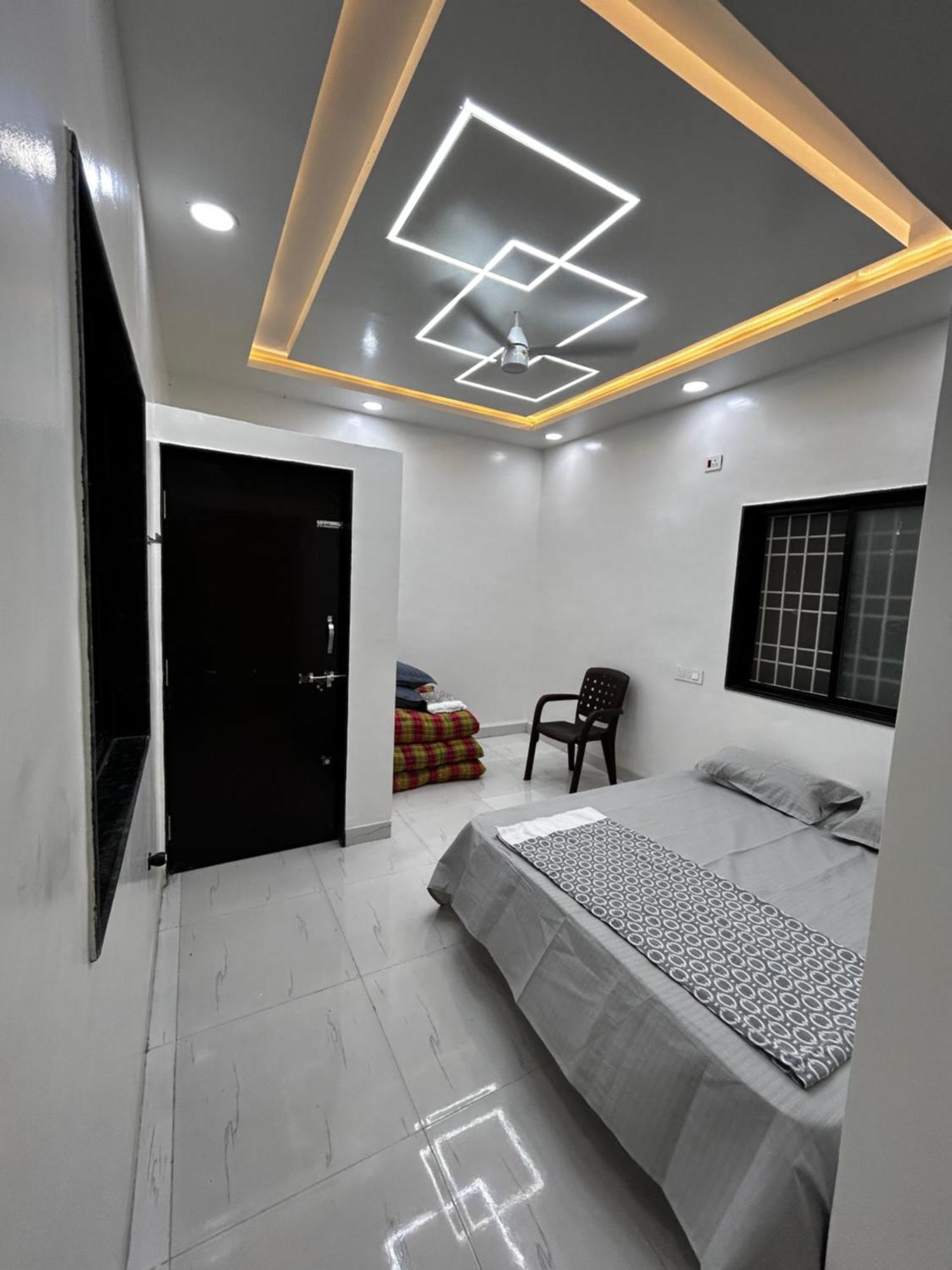 Vatavriksha Guest House,Akkalkot Akalkot Dış mekan fotoğraf