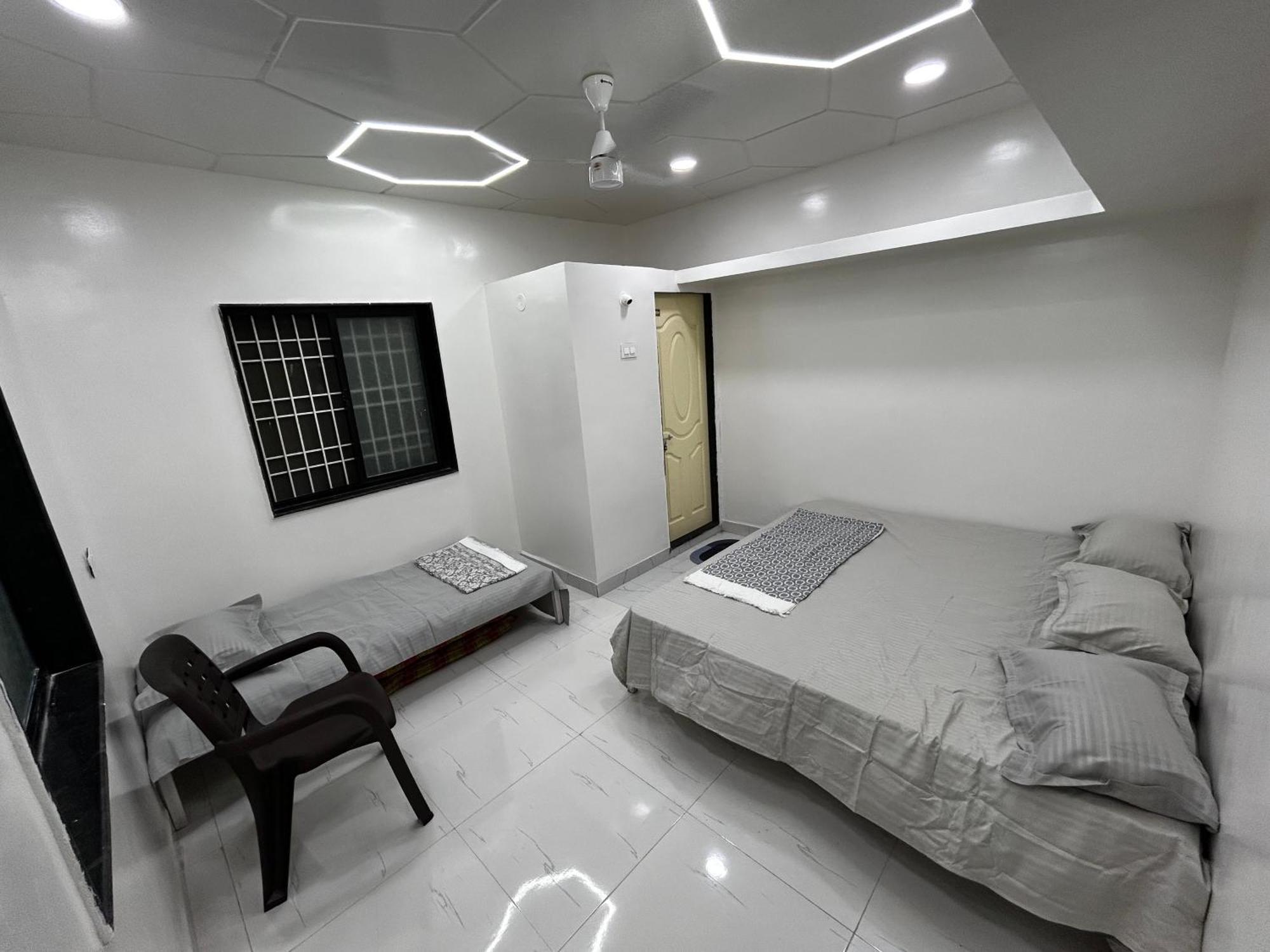 Vatavriksha Guest House,Akkalkot Akalkot Dış mekan fotoğraf